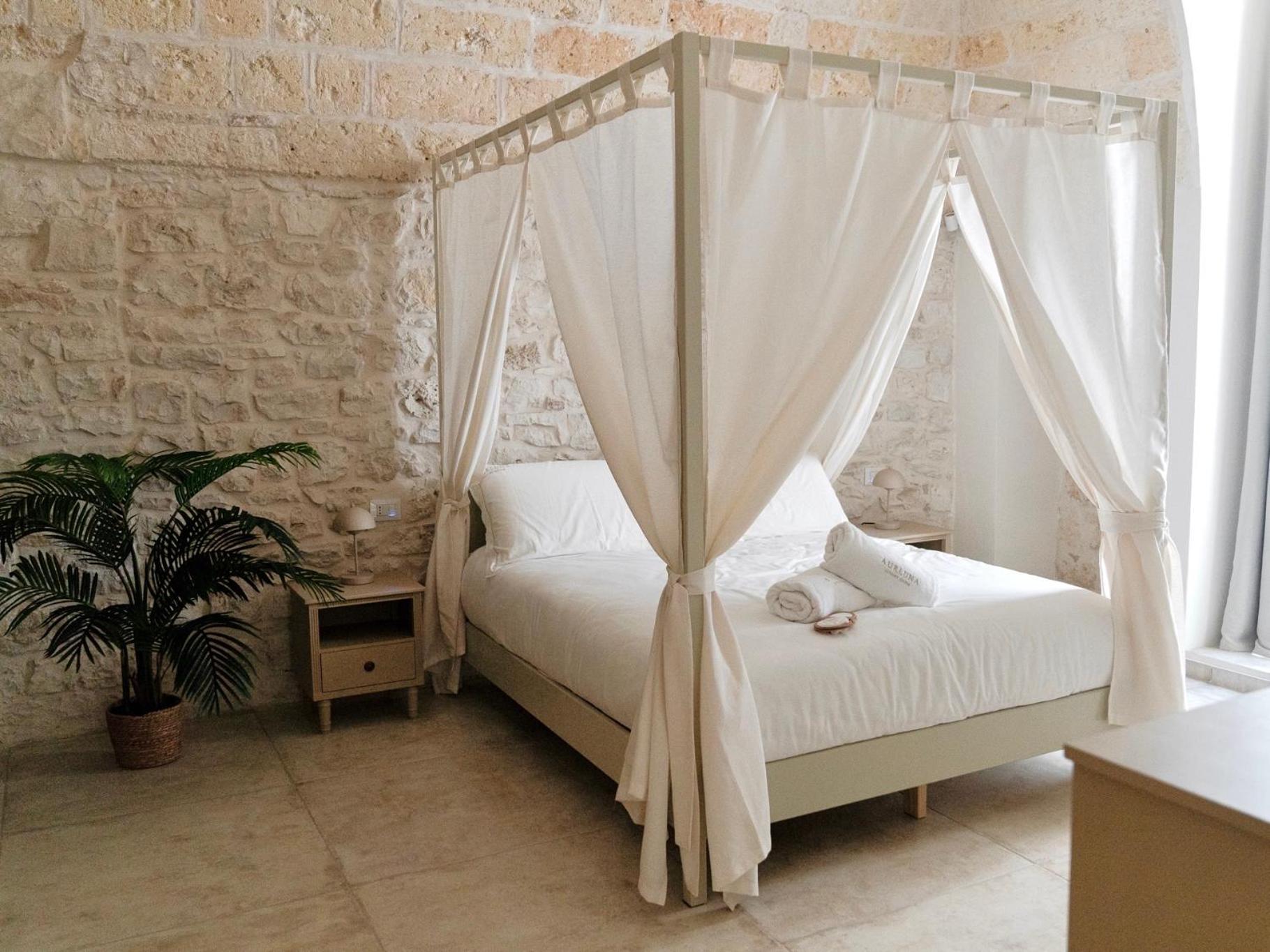 Aurluna Luxury Suites Bari Zewnętrze zdjęcie