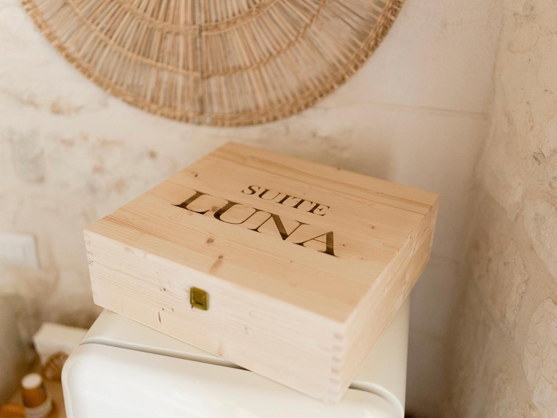 Aurluna Luxury Suites Bari Zewnętrze zdjęcie